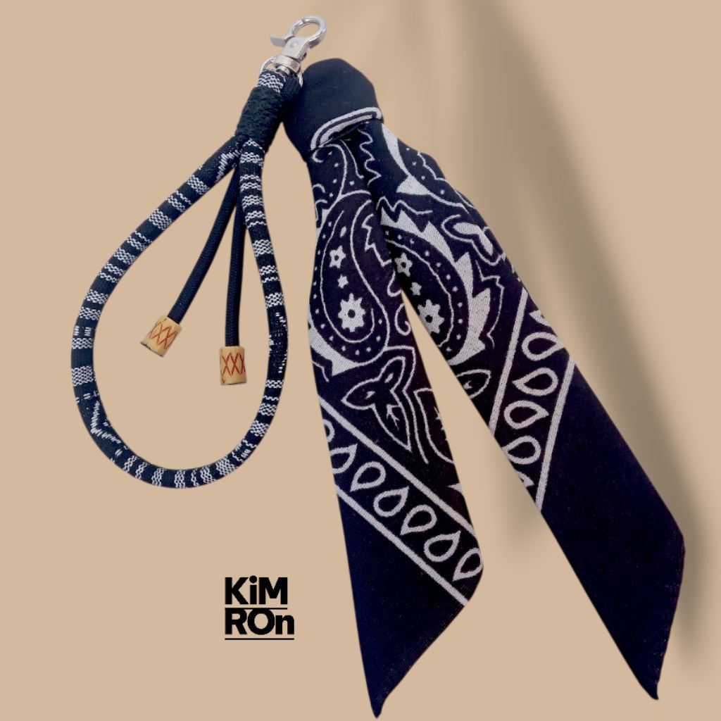 Gantungan Kunci Tenun Etnik Motif Batik Nusantara Keychain Bandana Slayer Ganci Tas