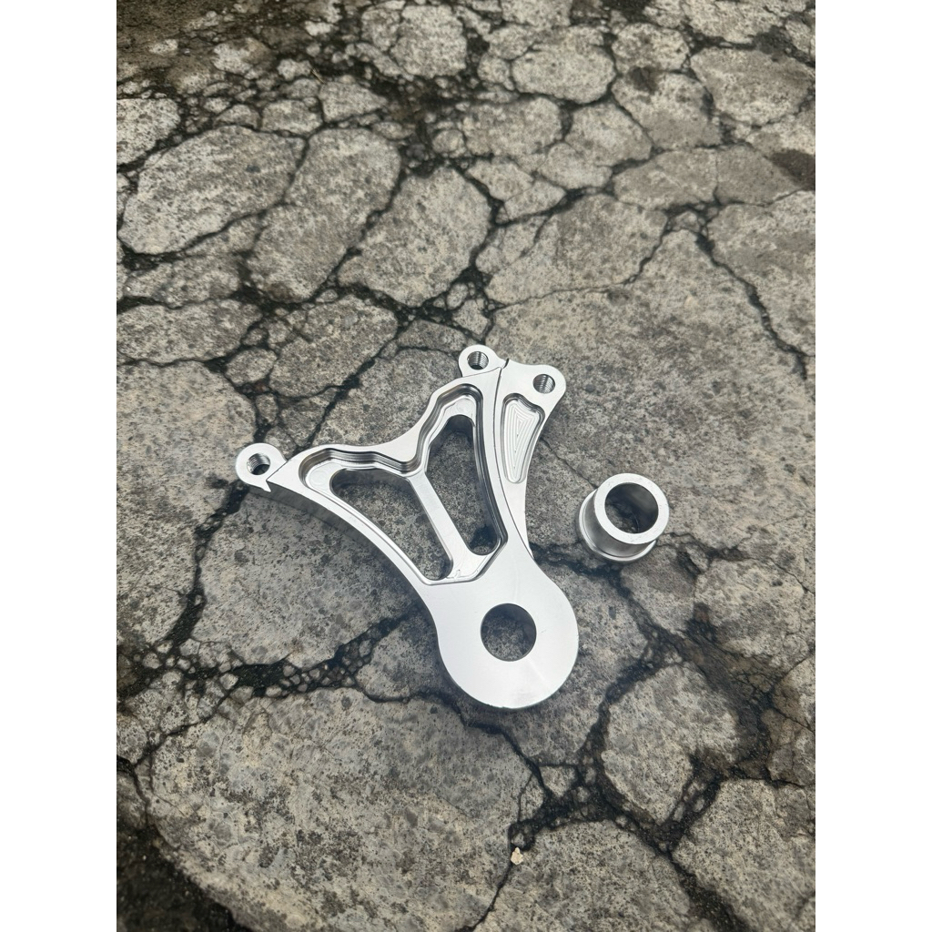 Breket kaliper ninja belakang 2 piston breket kaliper ninja r ninja rr kr