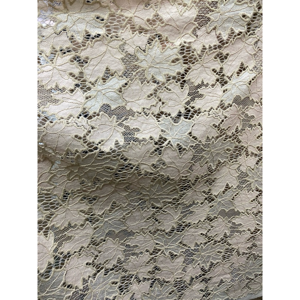 KAIN BAHAN BRUKAT KEMBANG TIMBUL,TEBAL, MOTIF MEWAH, PRMIUM ARAHAN KEBAYA DLL