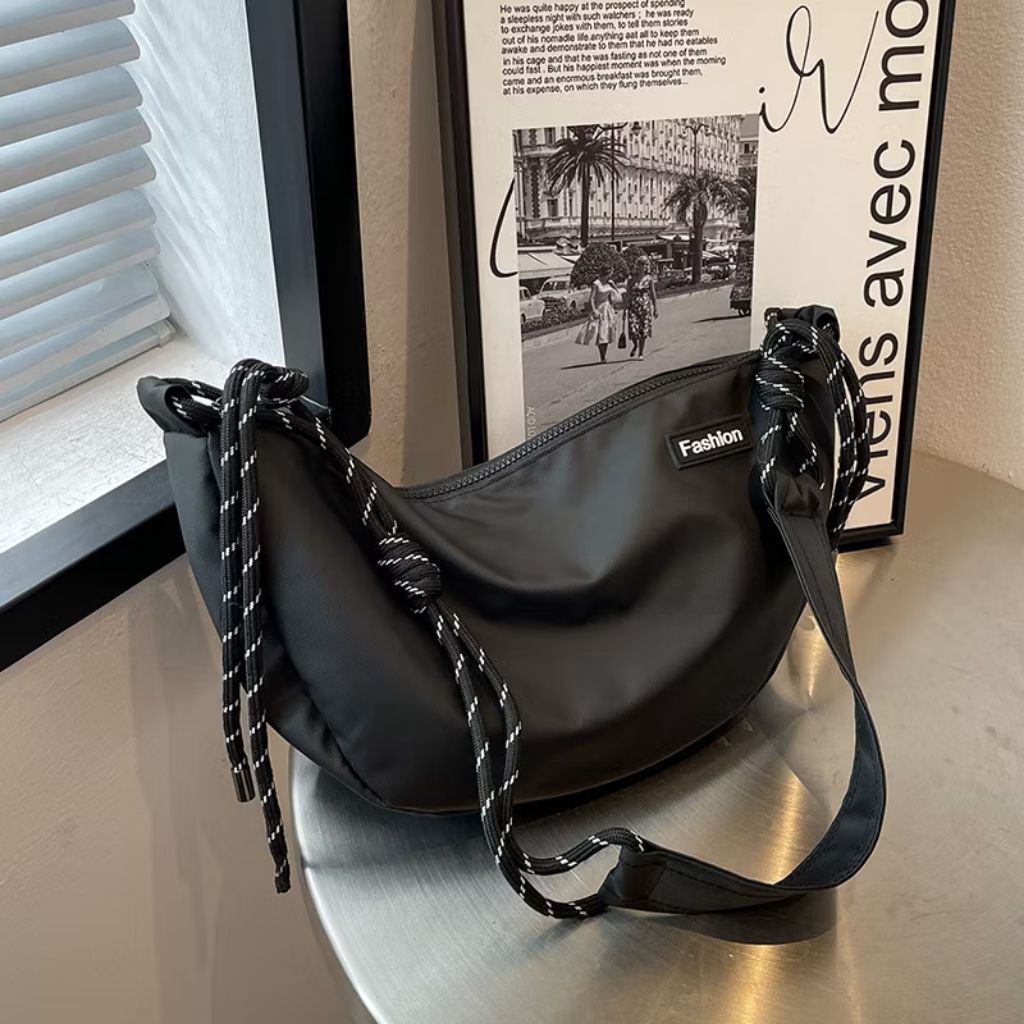 Tas selempang waistbag Sling bag pria wanita keren multifungsi untuk touring jalan jalan dan keren t