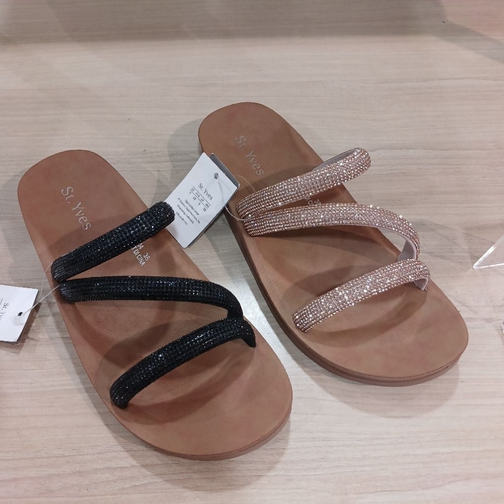 sandal wanita flat ST.YVES ori dari matahari