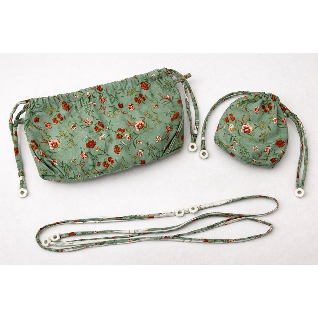 Set Tas Serut Handmade Motif Floral Hijau Sage – Tas Serut Besar Kecil + Tali Panjang