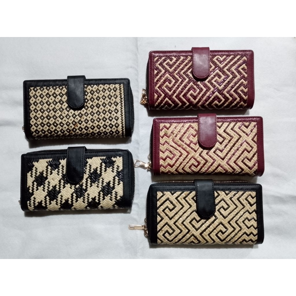 DOMPET ANYAMAN ROTAN
