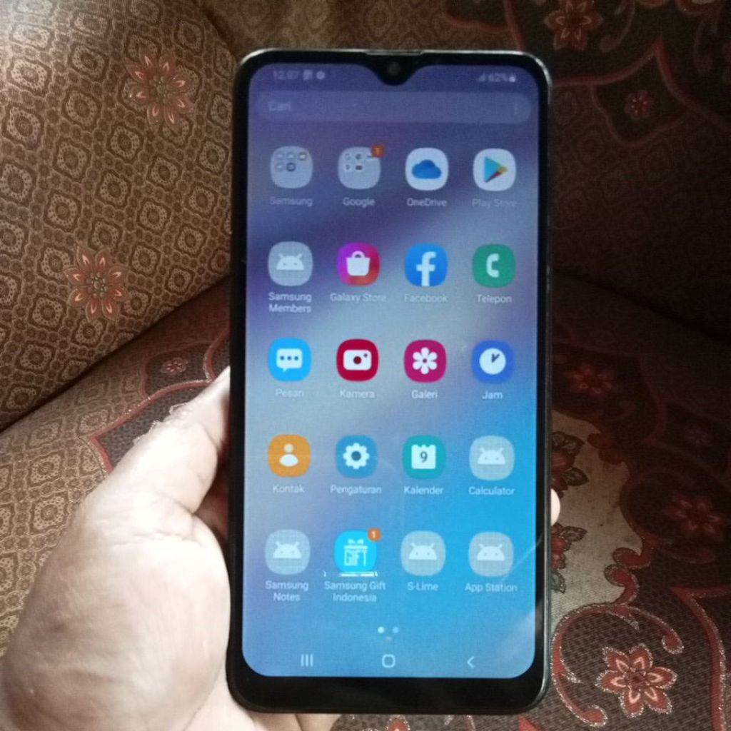 samsung a10s ram 2/32 second
