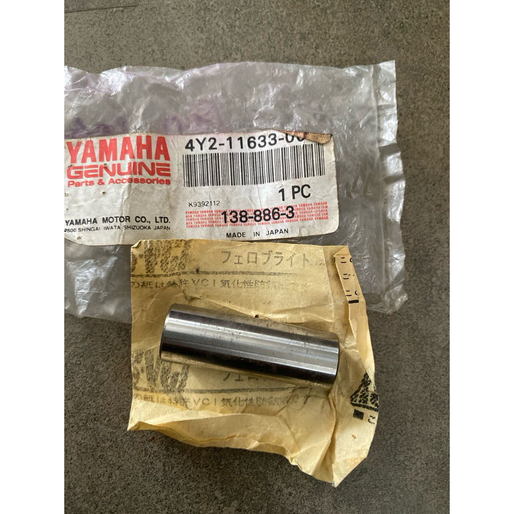 4Y2 11633 00 original import Made in Japan YGP Yamaha genuine part NOS pen kecil small pin pena Pist