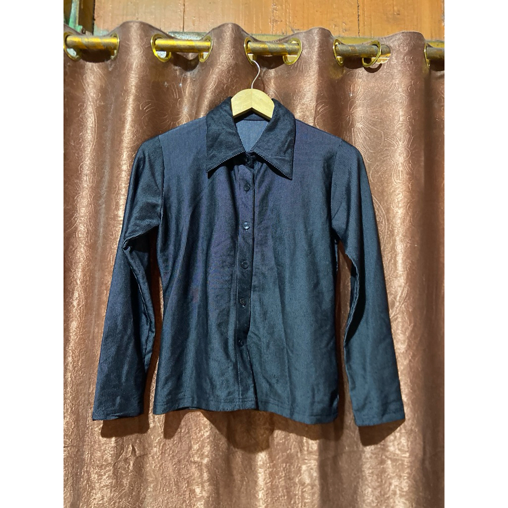 kemeja hitam corduroy preloved pribadi