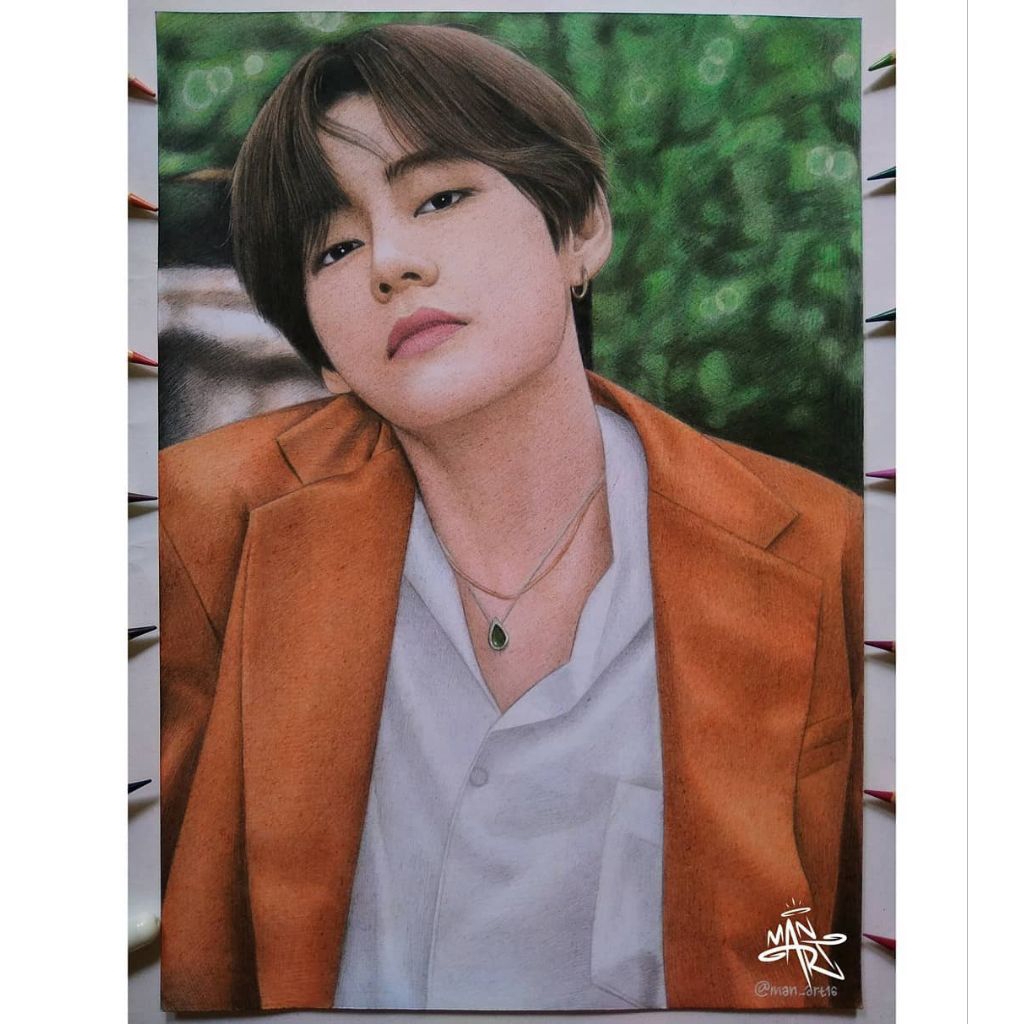 Lukis wajah pensil berwarna