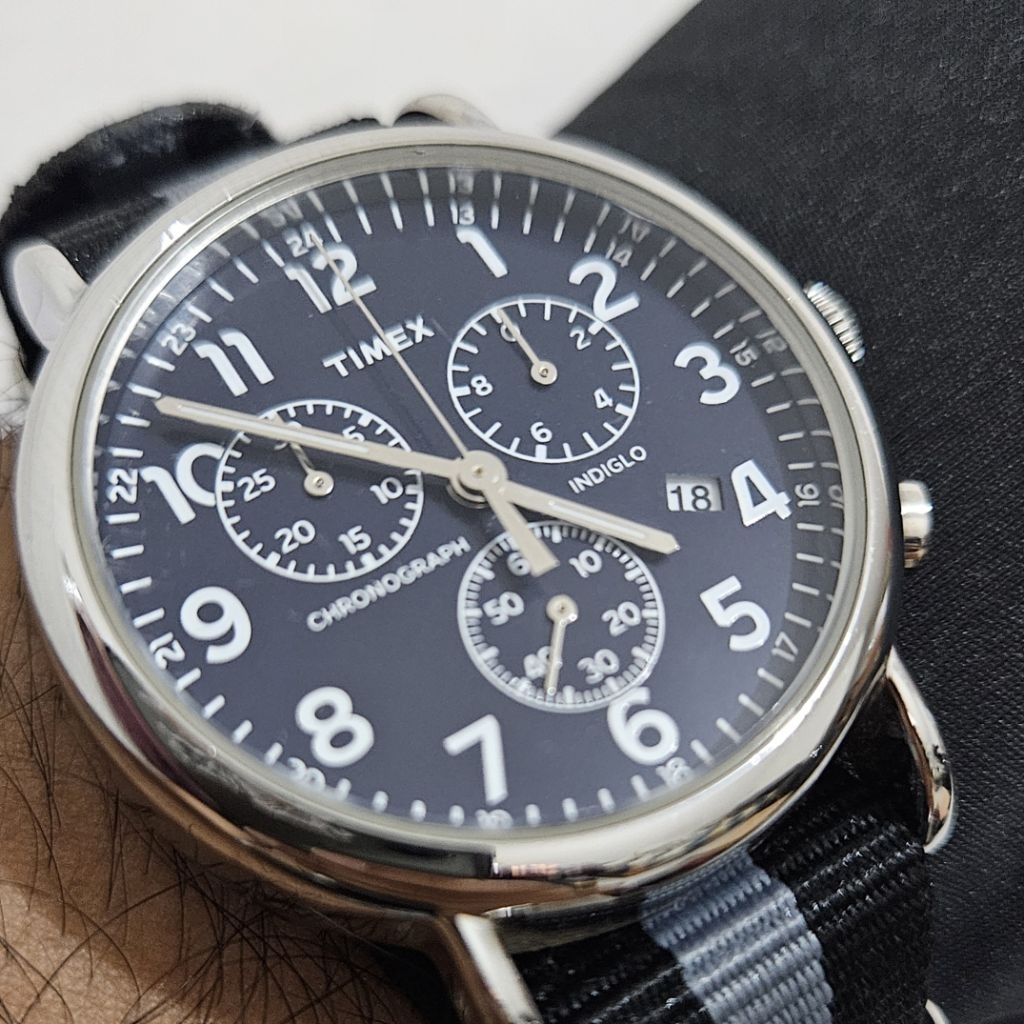 Timex Weekender Chronograph TW 2R63200 40mm Indiglo Blue Dial ORIGINAL