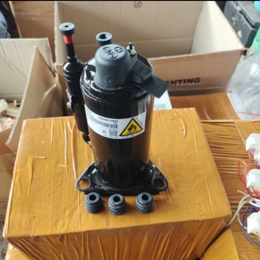 Kompresor AC 1/2 PK R32 GMCC original baru