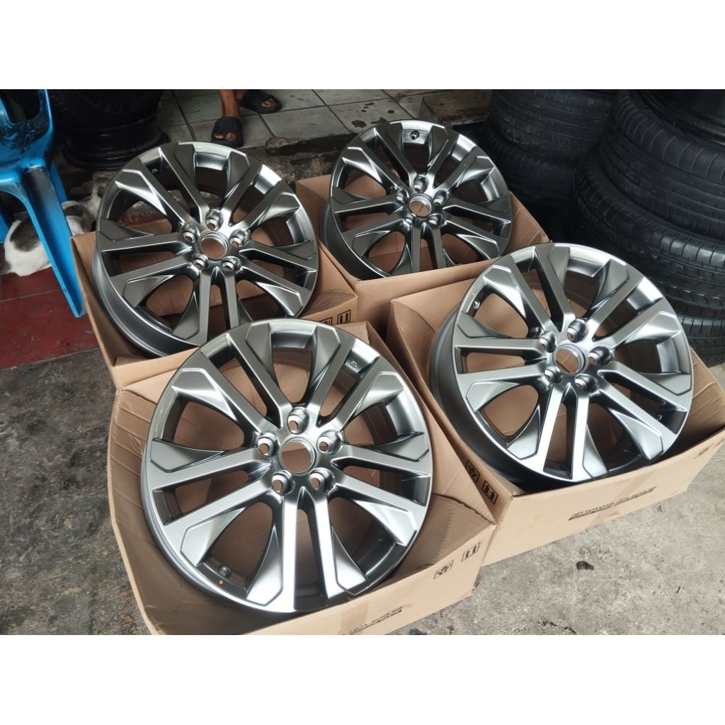 velg mobil original innova zenix type Q r18