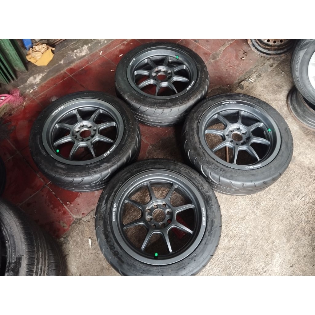 Velg bekas r16 model OZ racing O651