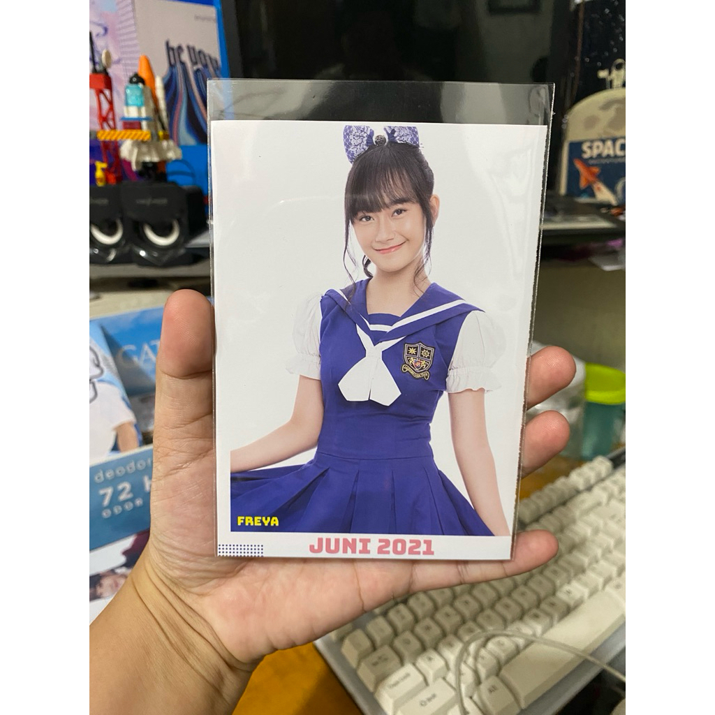 Photopack Lembaran Photo JKT48 Freya Kalender 2021 OFC