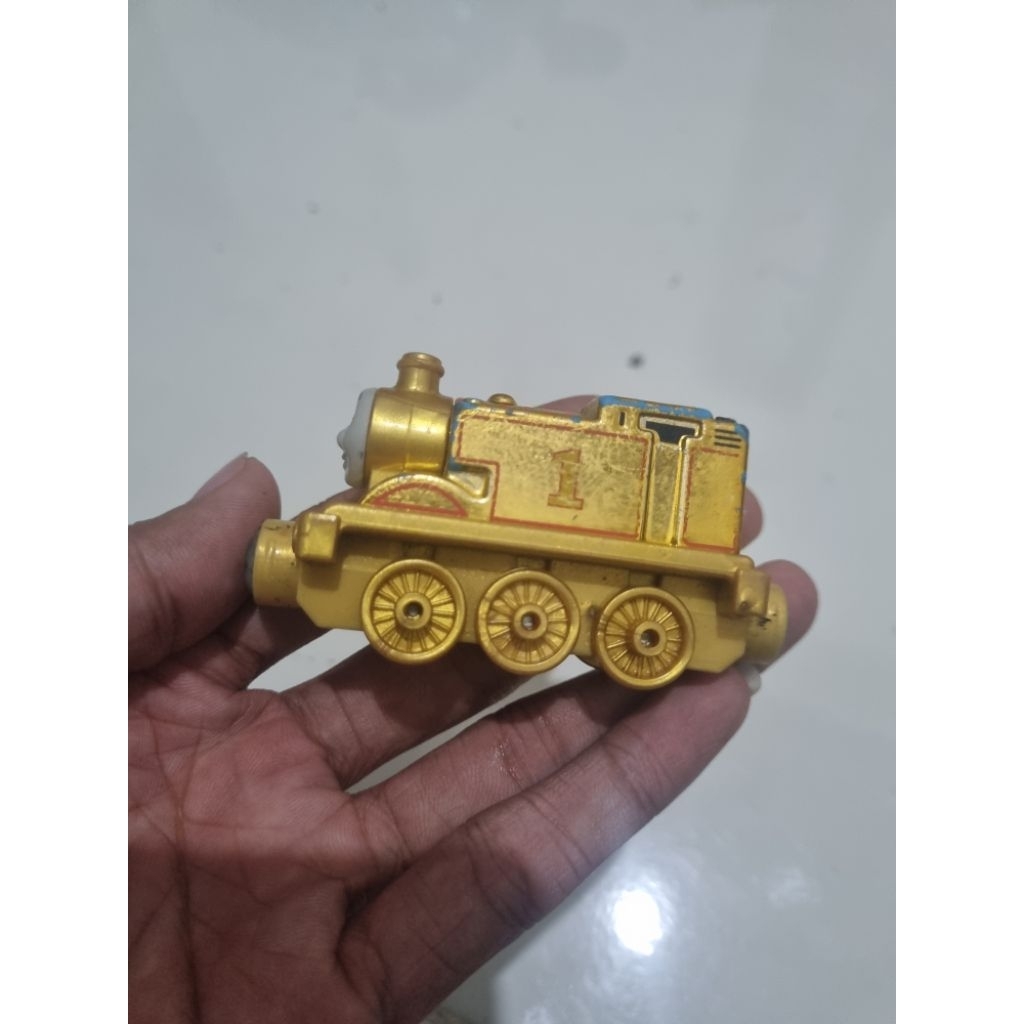 Gold Thomas The Tank Engine Take N Play Special 70th Anniversary Edition
