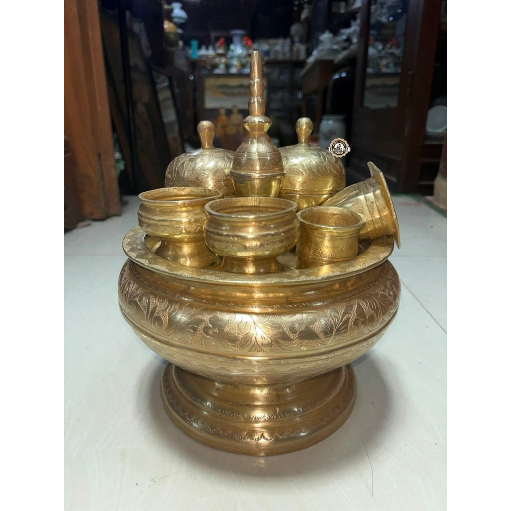 Kinangan bokor ukir kuningan lawas size BESAR