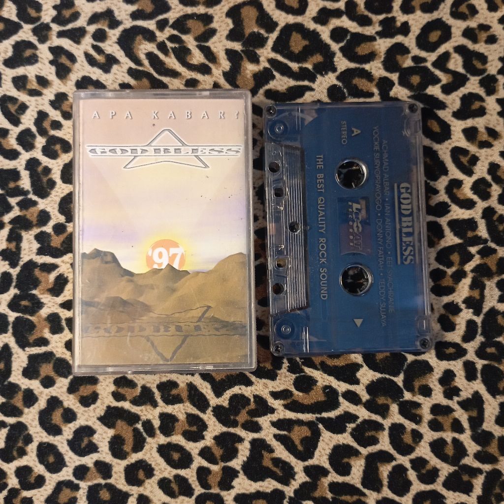 Kaset pita Godbless - Apa kabar ?