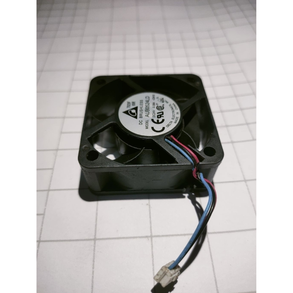 Kipas fan mini DC 24volt delta 0.08a 5x5cm tebal 2cm 3pin