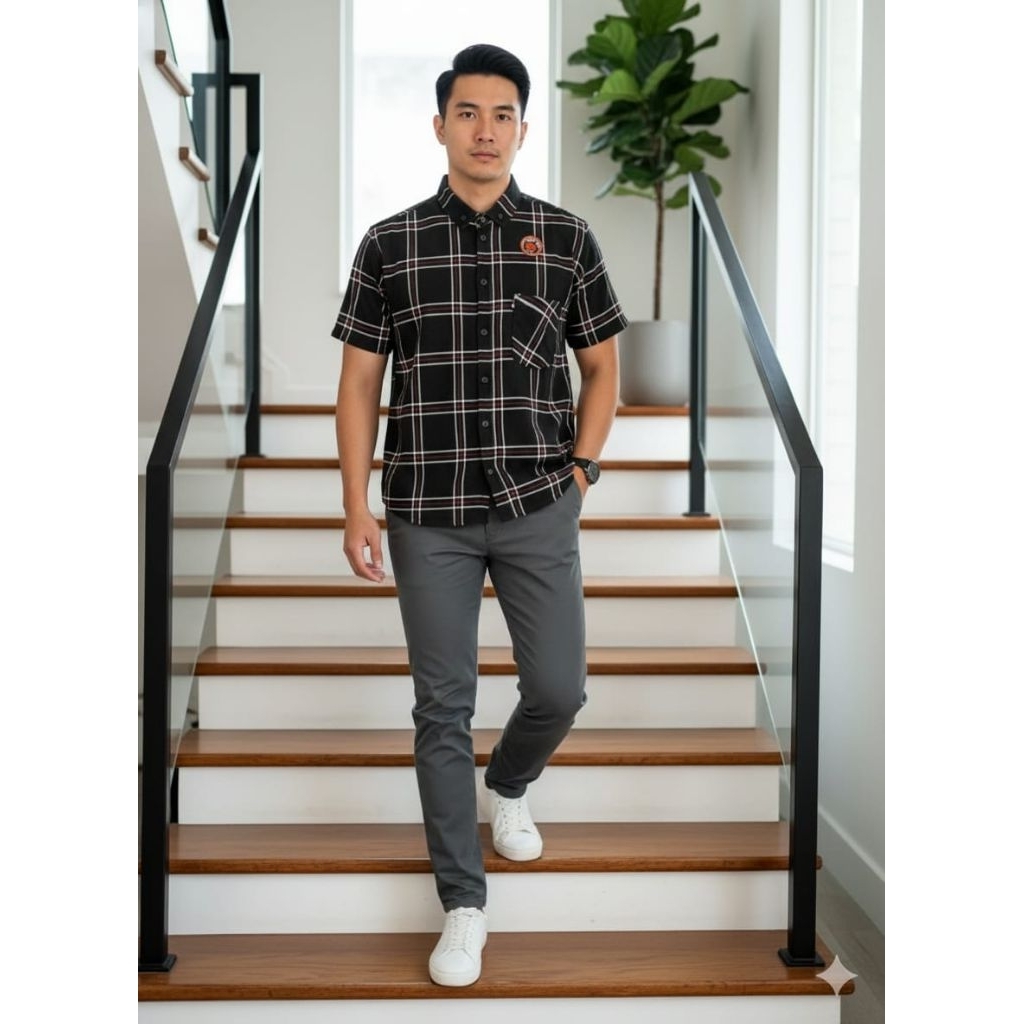 Kemeja Lengan Pendek Pria Flanel Kotak Hitam Super Tebal Premium