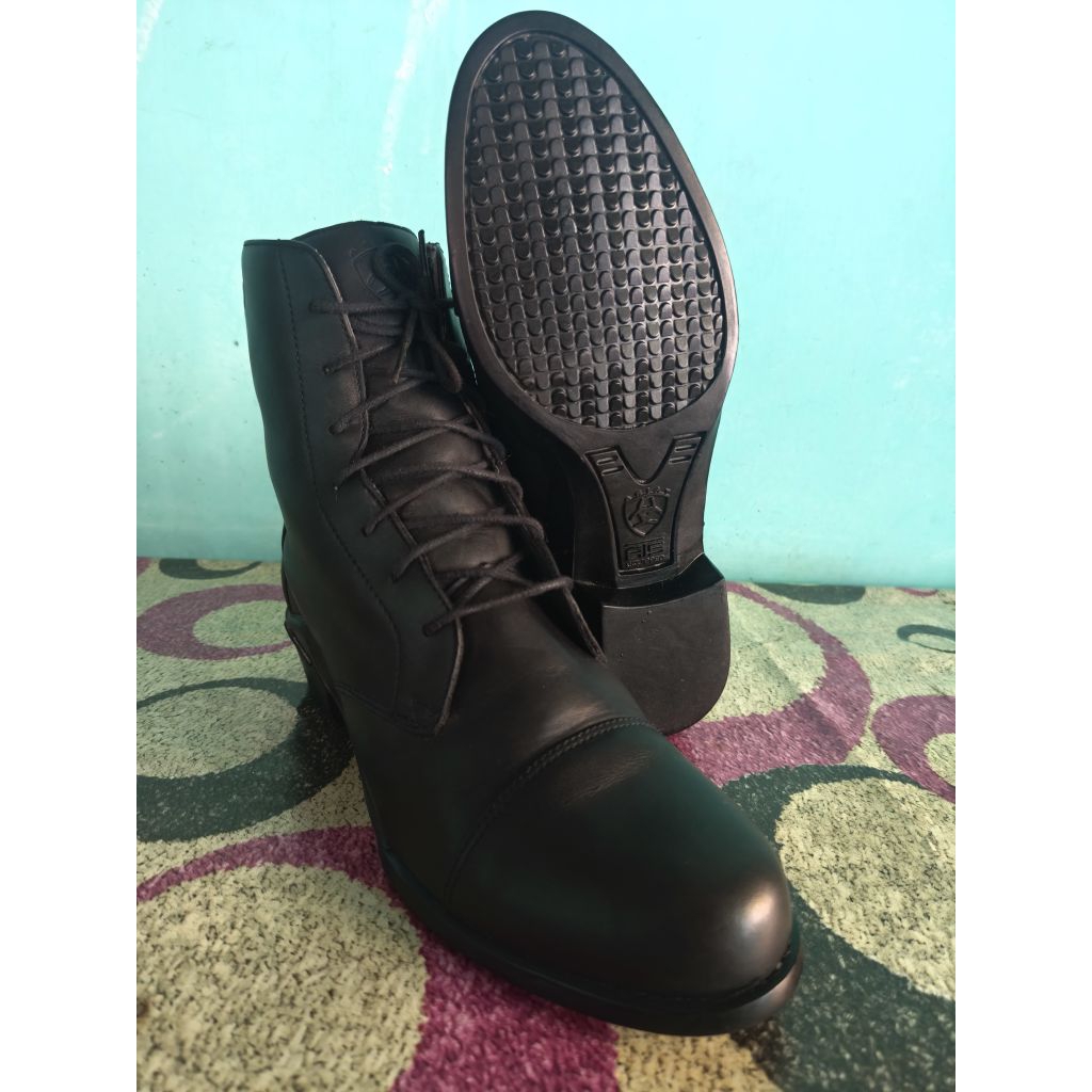 Sepatu Ariat Boots