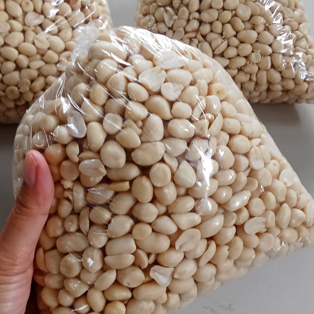 Kacang Tanah Kupas 1 Kg
