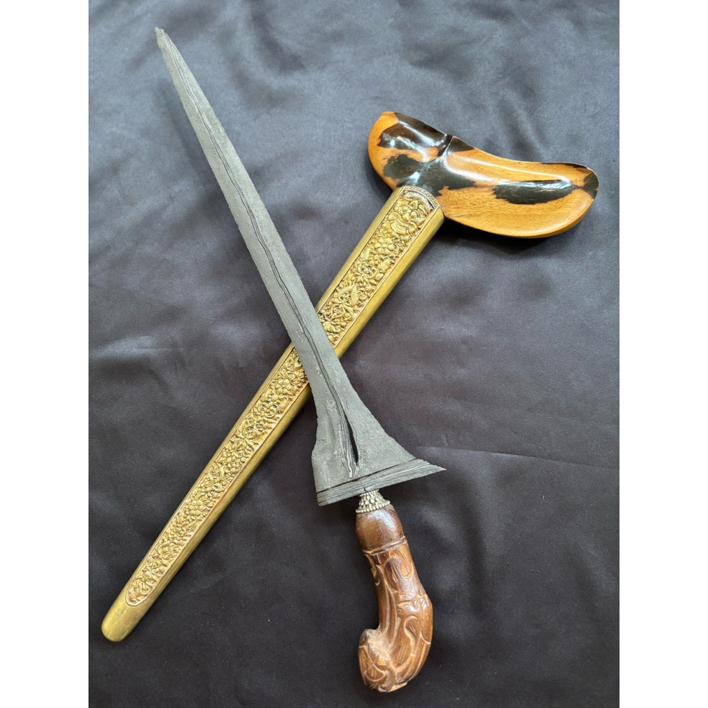 Keris Tilam Upih Pamor Sodo Lanang Pamengkang Jagad Tangguh Mataram