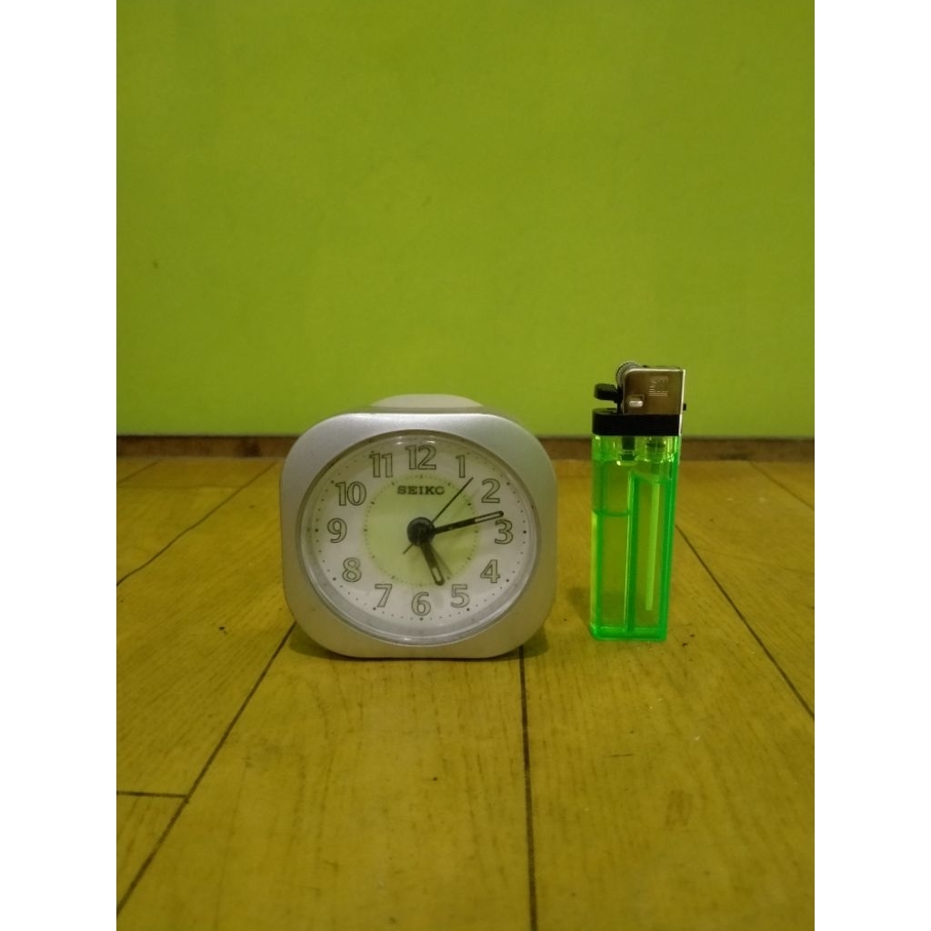 Jam Weker Seiko