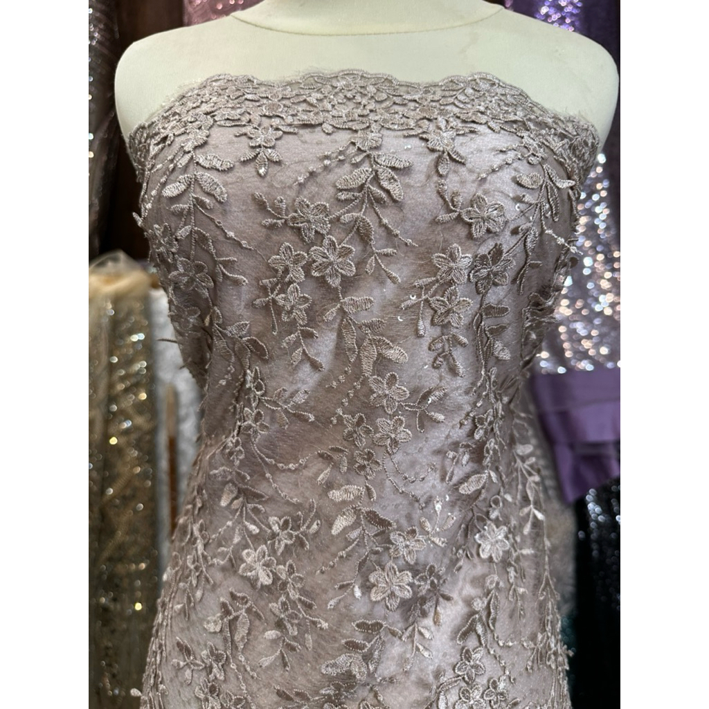 kain tille chanels lolita hana exclusive 3D bunga timbul with payet squeen kain dasar chantilly/baha