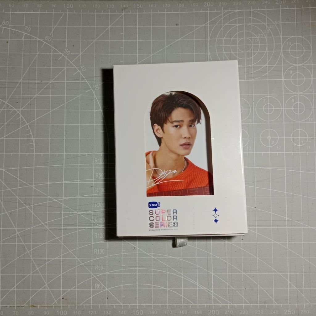 Photocard Super Color Series Dew Jirawat Set(Baca Deskripsi)