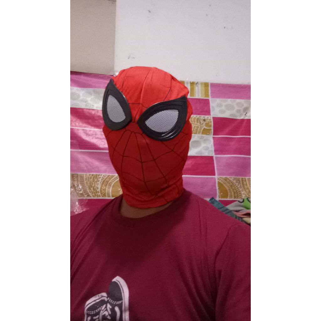 Topeng Spiderman merah Topeng Spiderman hitam