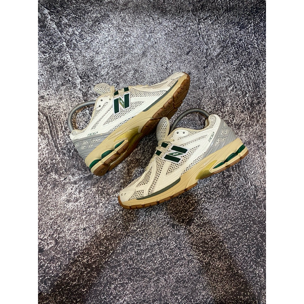 New Balance 1906R