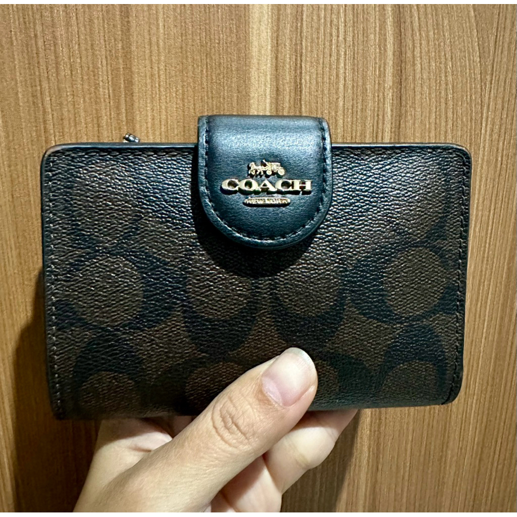 Preloved Dompet Coach Medium ORIGINAL
