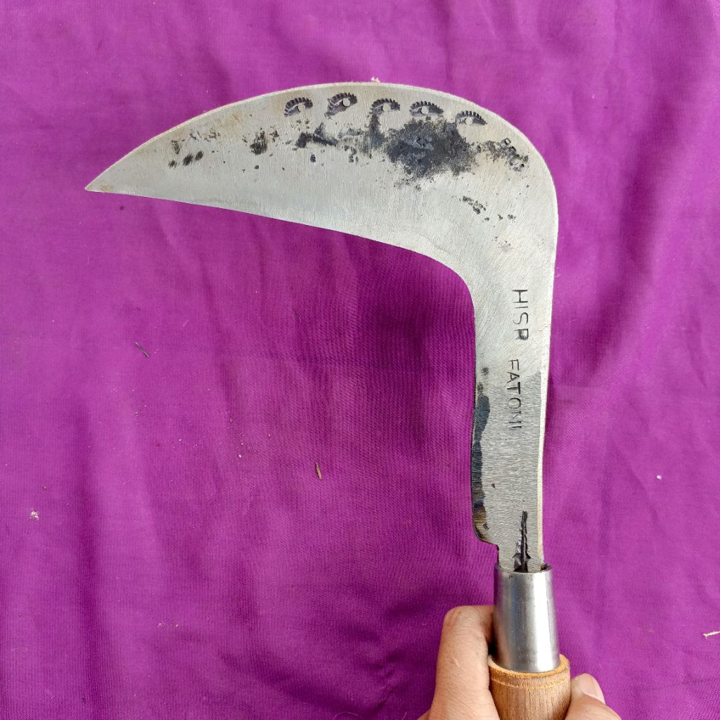 Arit baja isen ukuran kecil berkualitas khusus untuk rumput