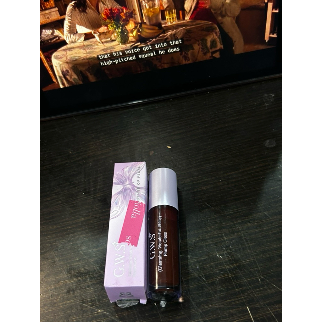 (preloved) MOP Mother Of Pearl G.W.S Plump Gloss 03 Berryphoria