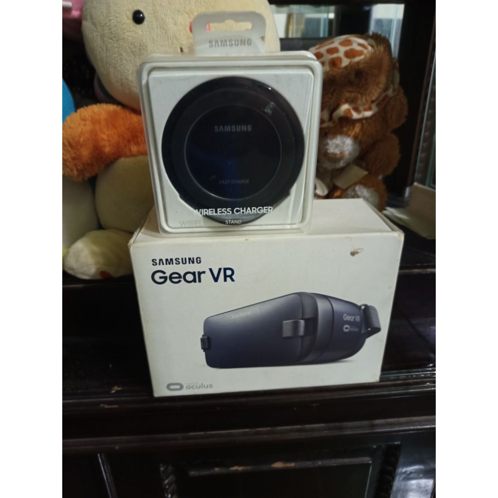 samsung galaxy vr black oculus