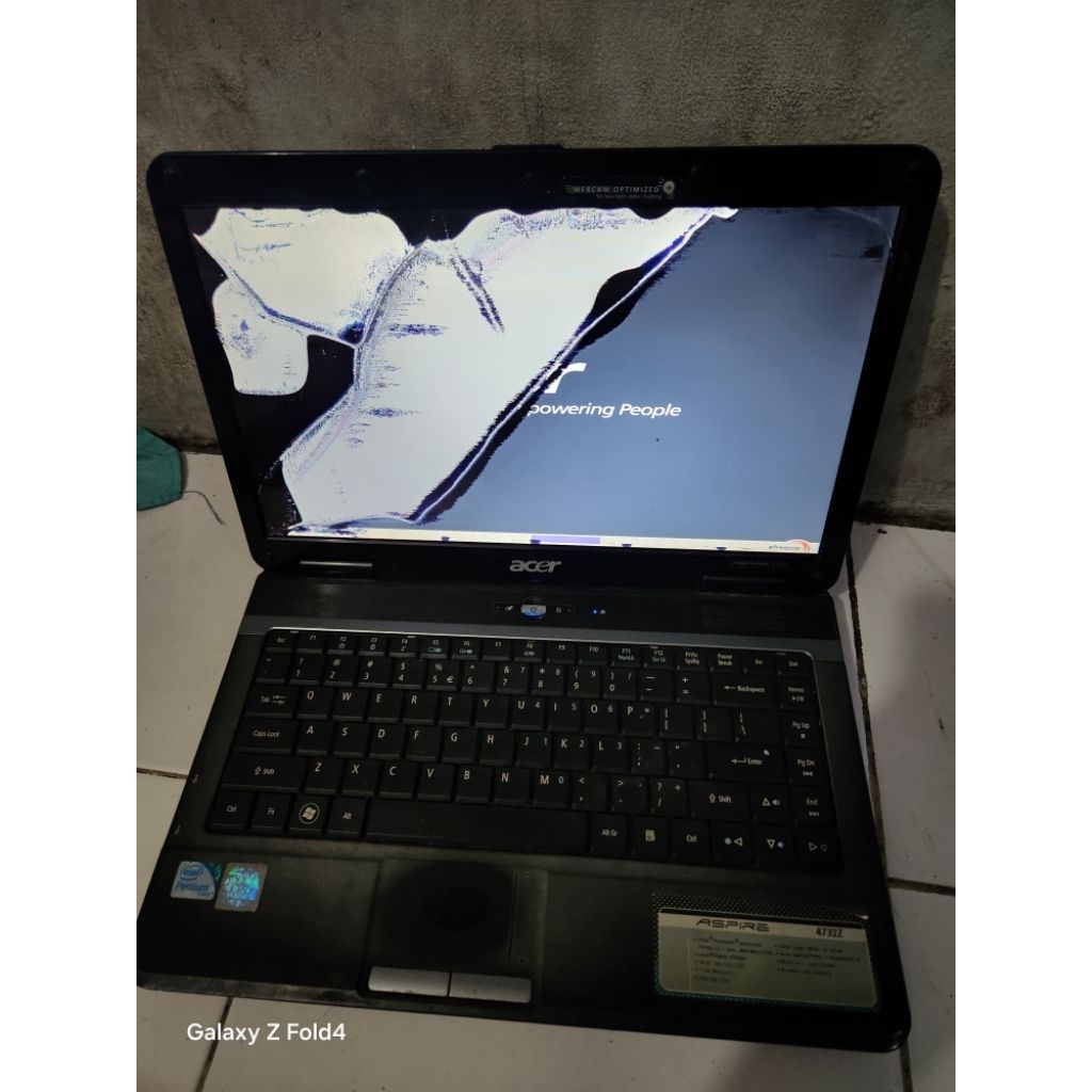 bismillah jual laptop acer aspire 4732z ram 2 gb hardisk 160 gbmati mati unit saja lcd pecah