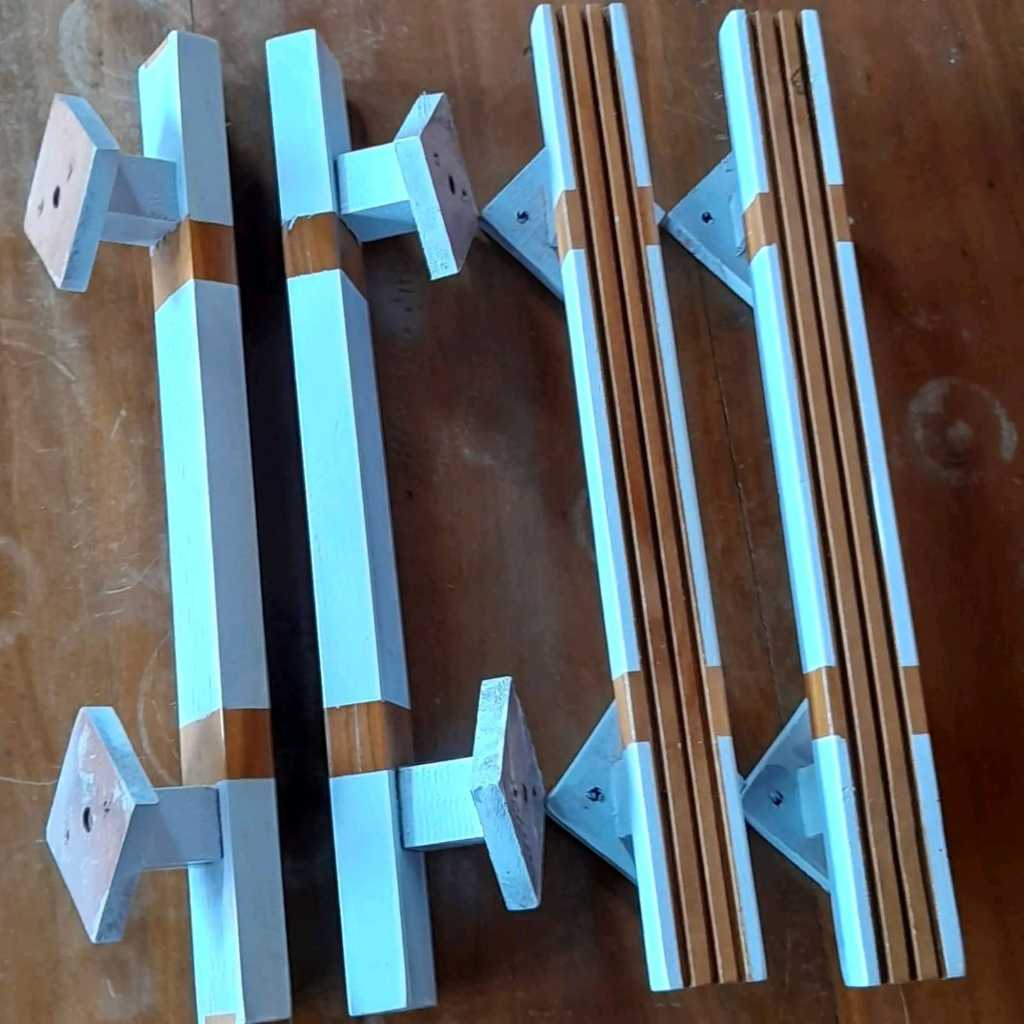 Handle Pintu Kayu Jati Minimalis 35 cm – Tarikan Pintu Jati Finishing Putih Melamik