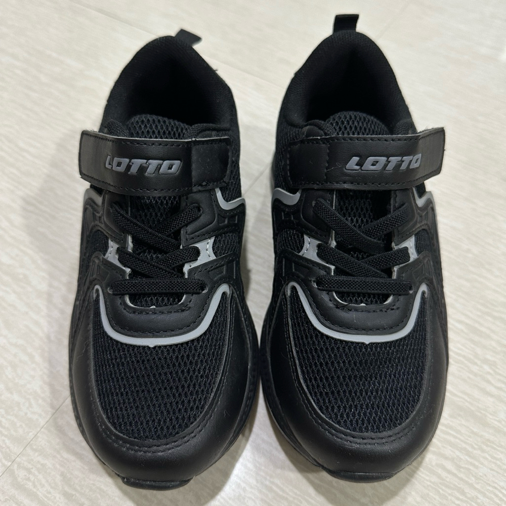 (BARU) Sepatu LOTTO Original Anak