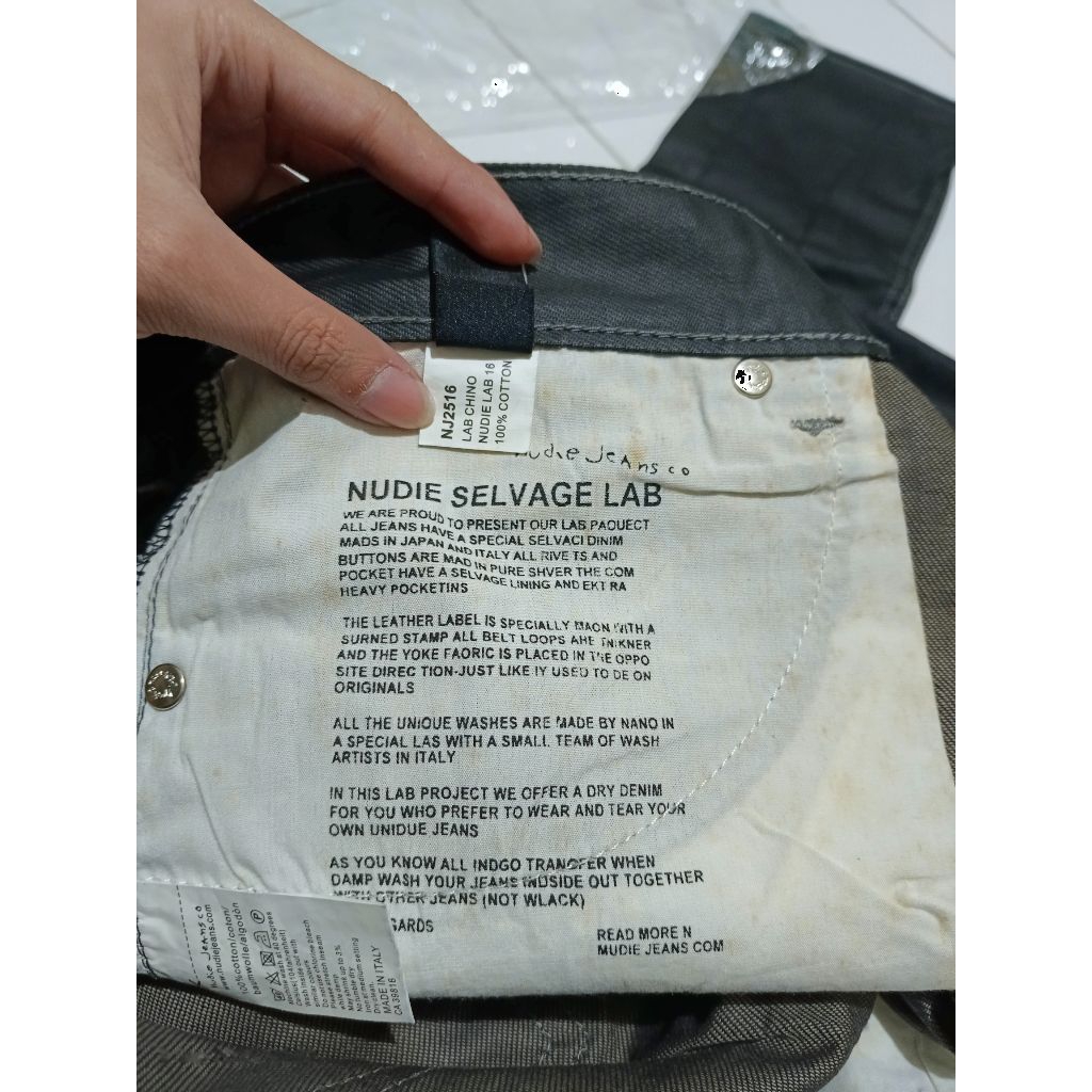 NUDIE JEANS Selvage Lab
