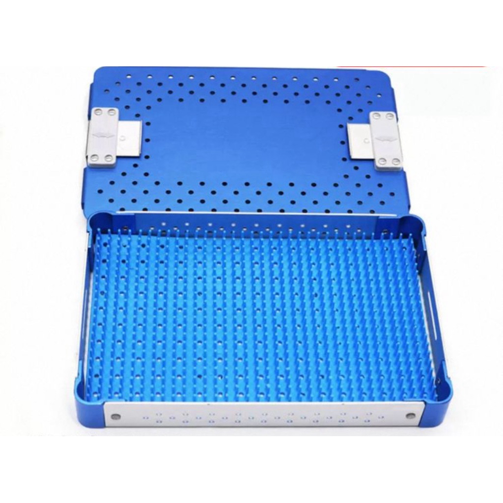 kotak besi penyimpan alat