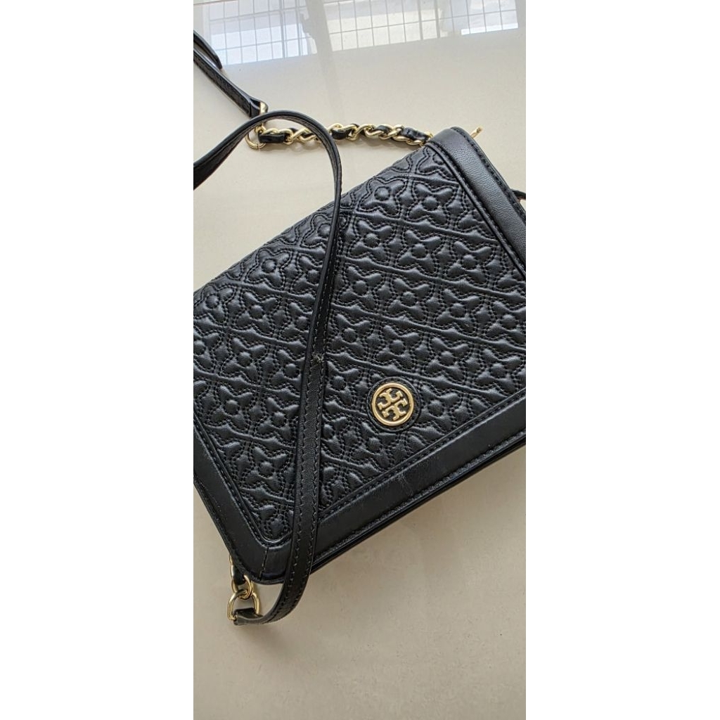 Preloved Tory Burch Authentic