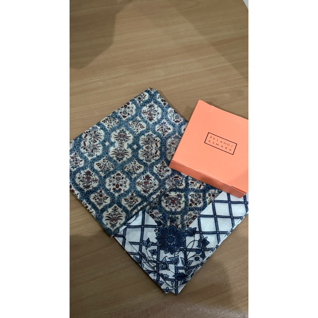 hijab pelangi asmara