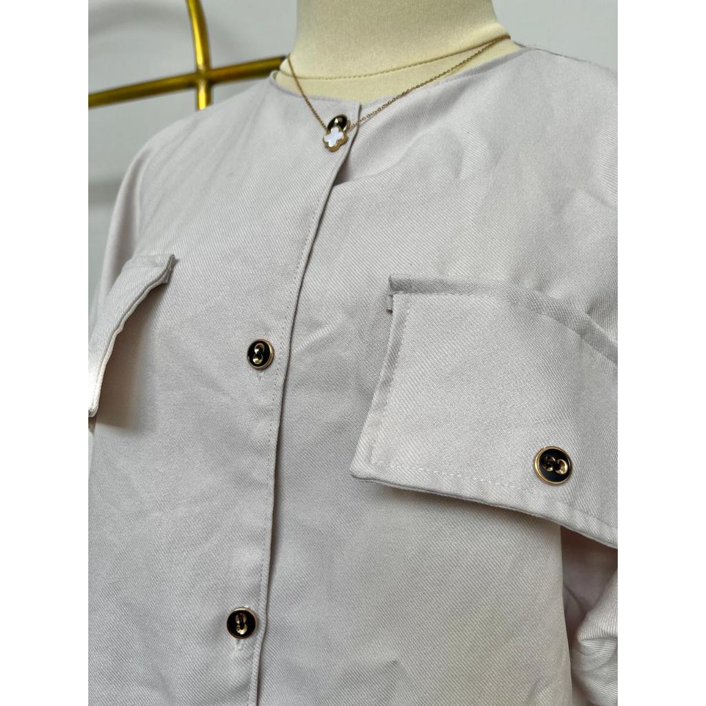 PRELOVED ATASAN CANTIK MURAH WANITA KEKINIAN BLAZER TERBARU /PRELOVED CELANA WANITA PUTIH CANTIK MUR