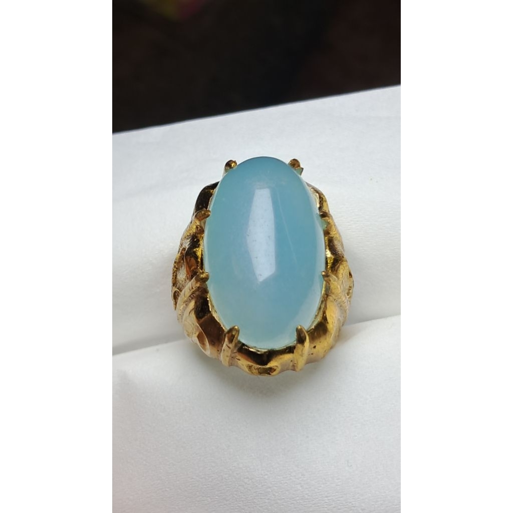 natural aquamarine cabochon