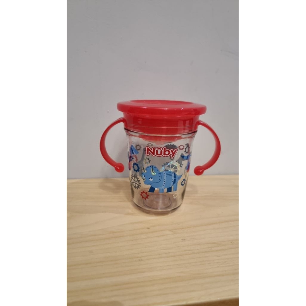 sippy cup nuby