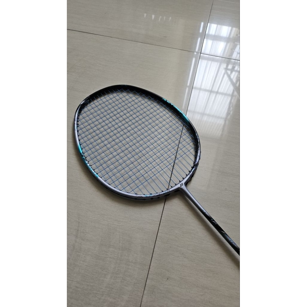 raket yonex astrox 88