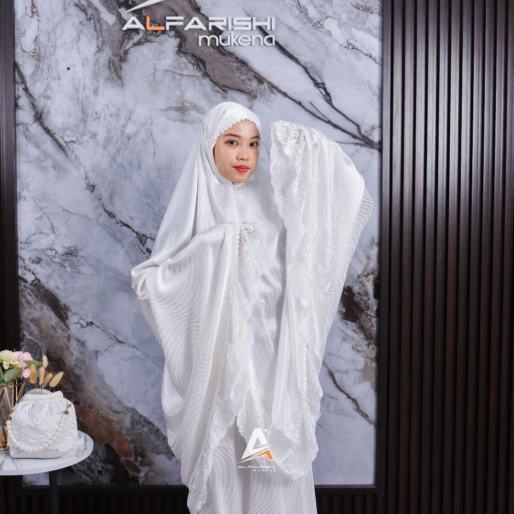 Mukena Dewasa 2in1 Premium Jaguar Silk Premium Hitam dan Putih Motif Salur Volcadot ALFARISHI