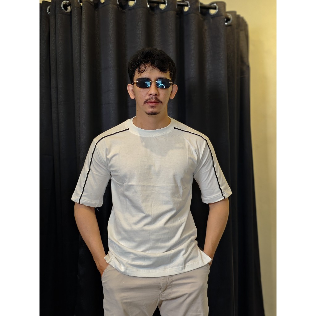 Kaos pendek pria / kaos premium katun adem kaos hitam garis putih