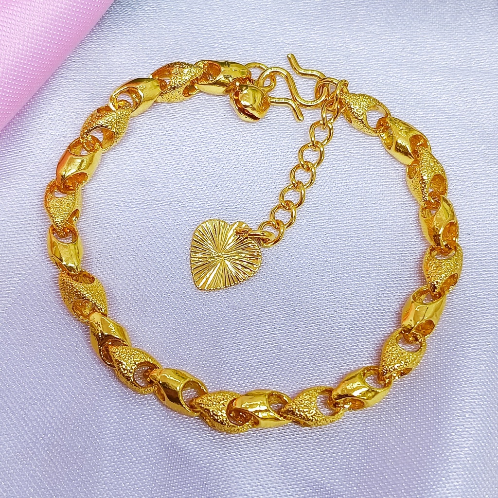 Gelang sederhana berlapis emas 24 karat terbaru dari Dubai.