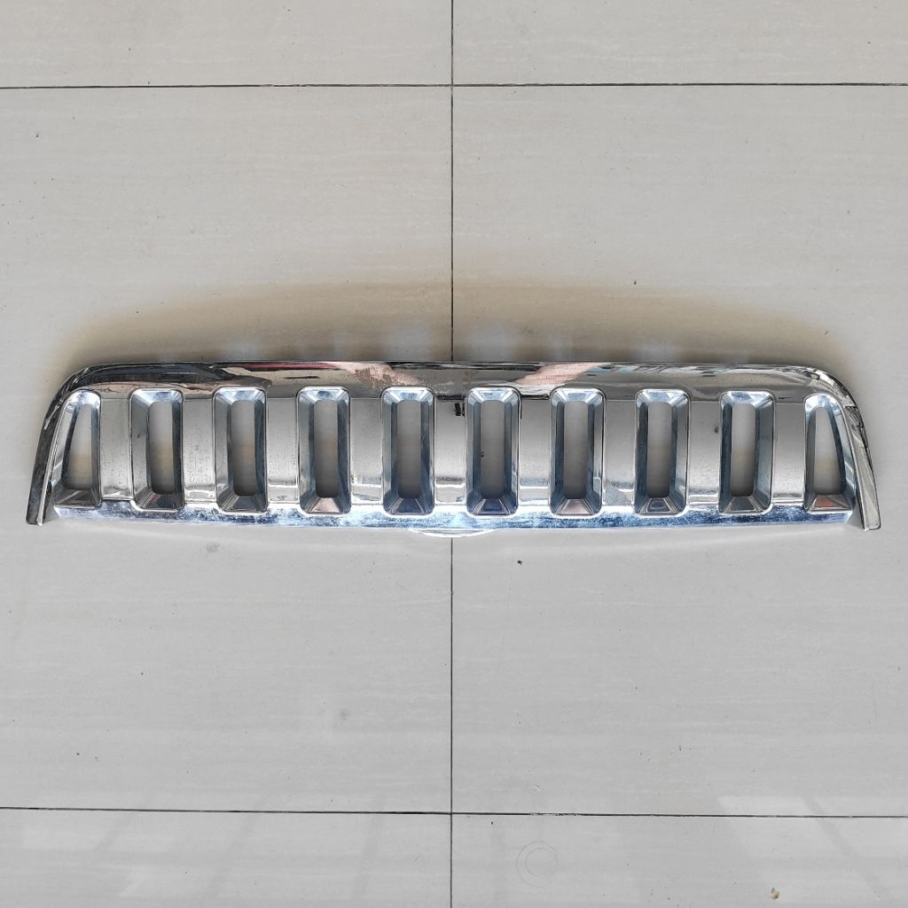 Grill Depan Toyota Rush / Daihatsu Terios 2008 2009 2010 2011 2012 2013