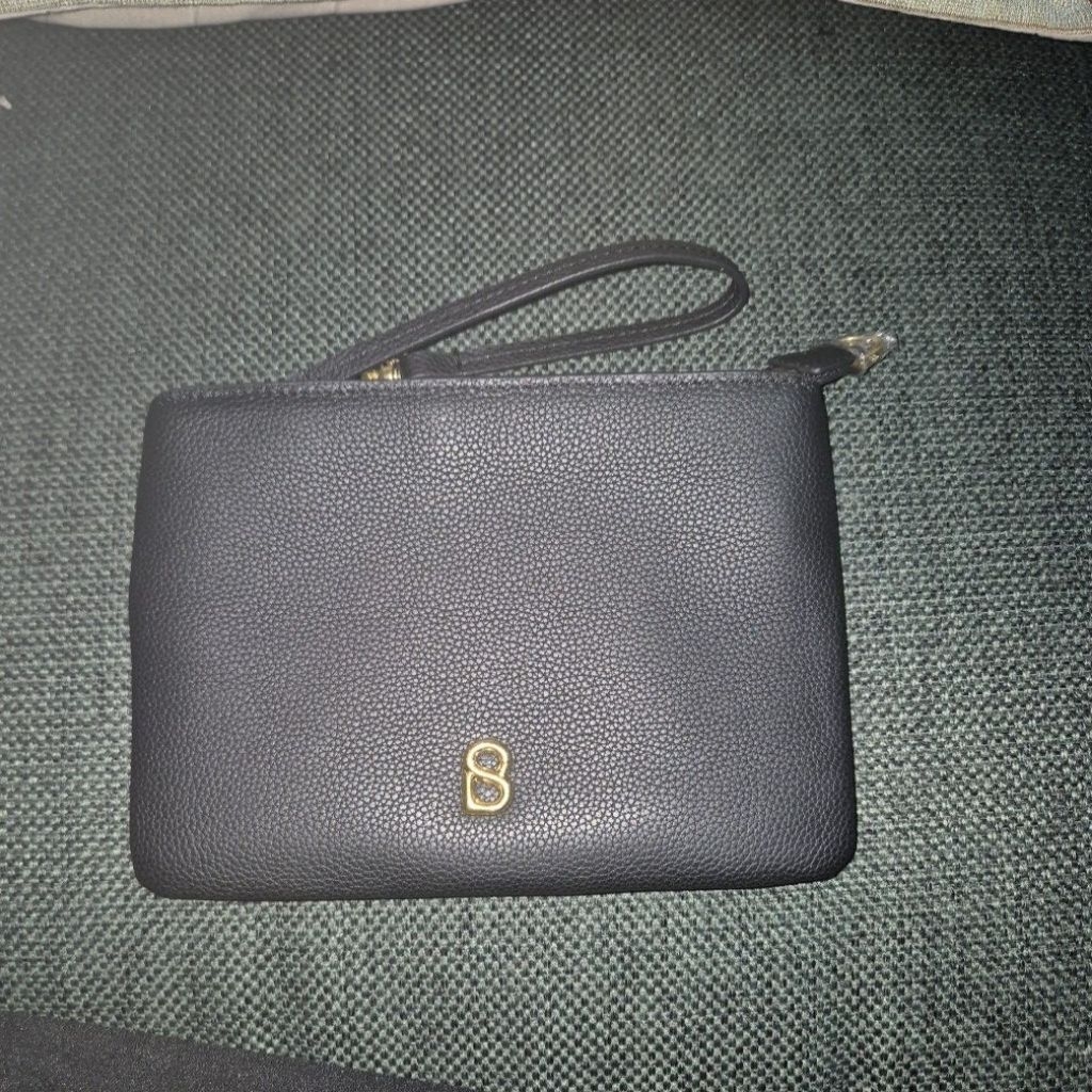 buttonscarves wristlet black