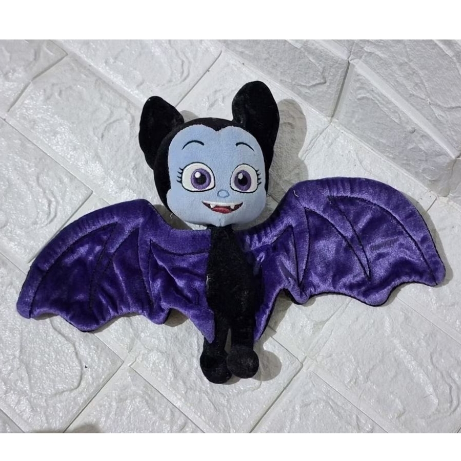 boneka drakula hotel transilvania transylvania original brand disney boneka karakter drakula vampire